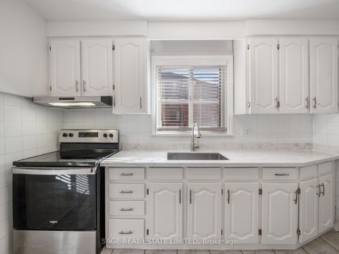 Photo 10 at 521 Glen Park Avenue, Glen Park, Toronto