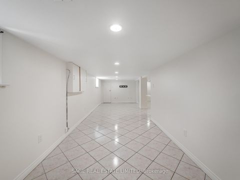 Photo 32 at 521 Glen Park Avenue, Glen Park, Toronto