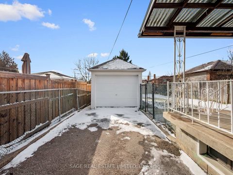 Photo 35 at 521 Glen Park Avenue, Glen Park, Toronto