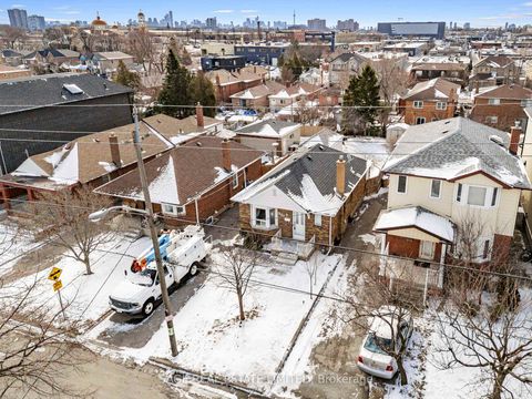 Photo 37 at 521 Glen Park Avenue, Glen Park, Toronto