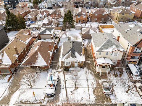 Photo 38 at 521 Glen Park Avenue, Glen Park, Toronto