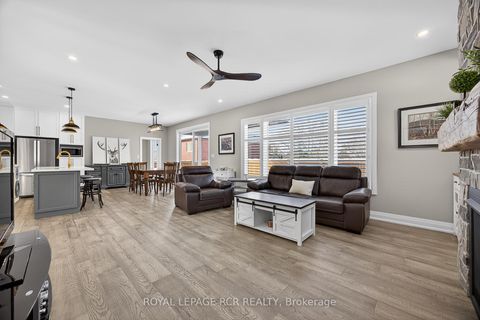 Photo 17 at 28 St. George Street, Sutton & Jackson's Point, Georgina