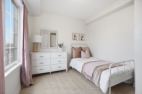 Photo 18 at 2 - 9 Forbes Avenue, Eglinton West, Toronto