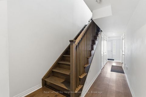 Photo 5 at 818 Atwater Path, Lakeview, Oshawa