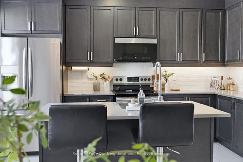 Photo 14 at 818 Atwater Path, Lakeview, Oshawa