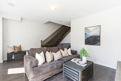 Photo 23 at 818 Atwater Path, Lakeview, Oshawa