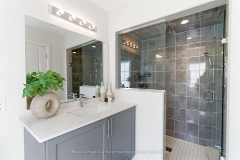 Photo 29 at 818 Atwater Path, Lakeview, Oshawa