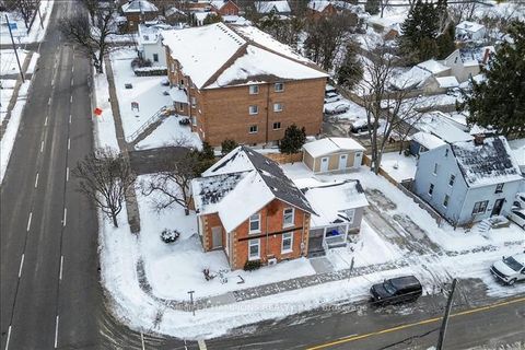 Photo 2 at 168 Centre Street S, Central, Oshawa