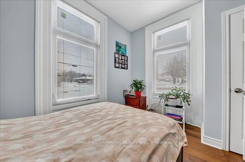 Photo 8 at 168 Centre Street S, Central, Oshawa