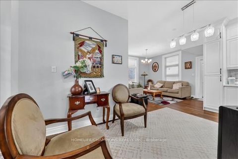 Photo 10 at 168 Centre Street S, Central, Oshawa