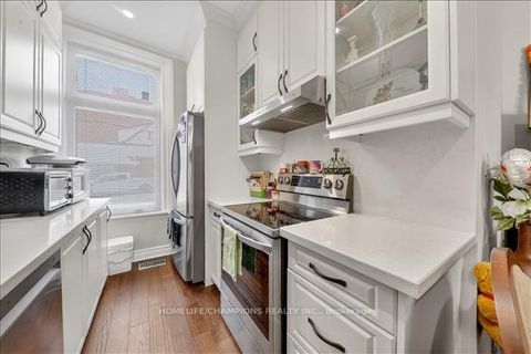 Photo 17 at 168 Centre Street S, Central, Oshawa