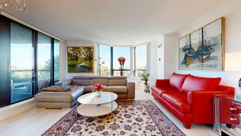 Photo 3 at 410 - 7440 Bathurst Street, Brownridge, Vaughan