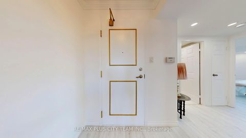 Photo 9 at 410 - 7440 Bathurst Street, Brownridge, Vaughan