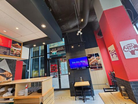 Photo 10 at 15 Merchants' Wharf, Waterfront Communities C8, Toronto