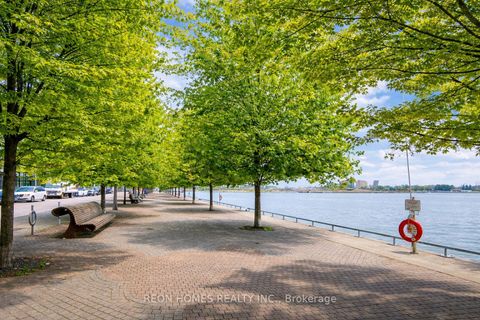 Photo 18 at 15 Merchants' Wharf, Waterfront Communities C8, Toronto