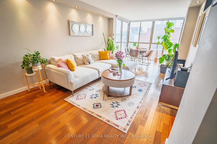 Photo 3 at 303 - 95 Lombard Street S, Yonge Corridor, Toronto