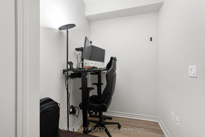 Photo 13 at 914 - 39 Annie Craig Drive, Mimico, Toronto