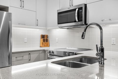 Photo 9 at 914 - 39 Annie Craig Drive, Mimico, Toronto