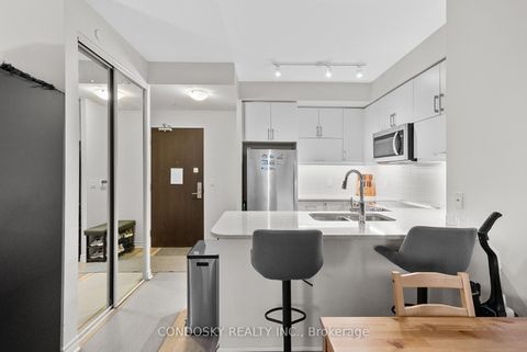 Photo 11 at 914 - 39 Annie Craig Drive, Mimico, Toronto