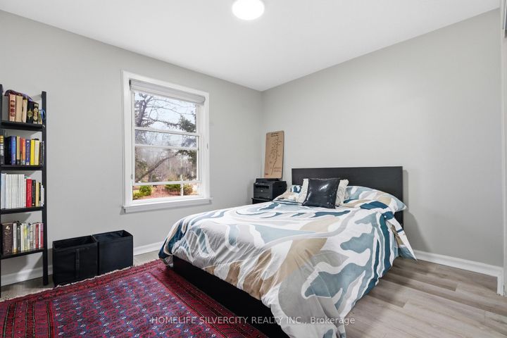 Photo 6 at 578 Trafford Crescent, WO West, Oakville