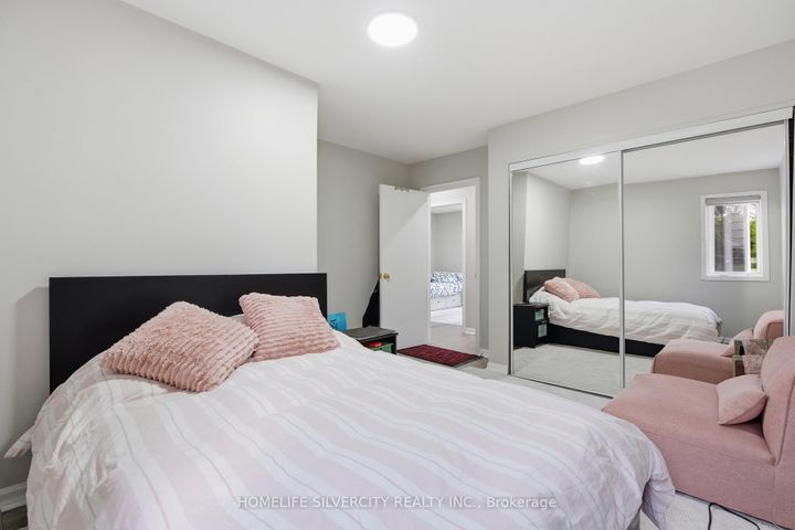 Photo 9 at 578 Trafford Crescent, WO West, Oakville