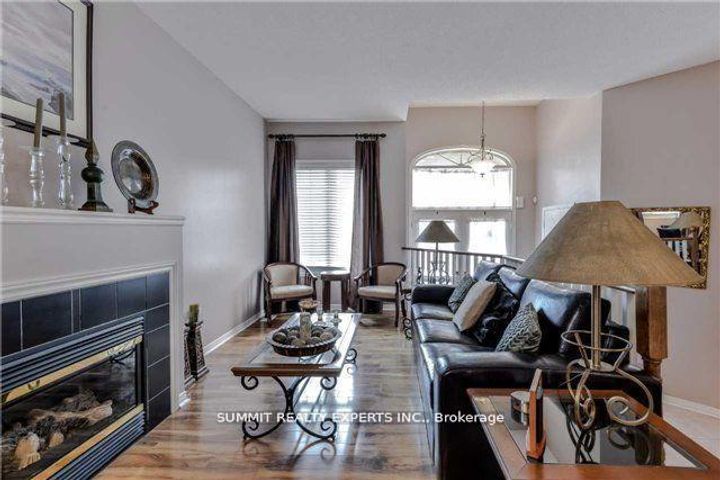 Photo 4 at 23 Bissell Drive N, Snelgrove, Brampton