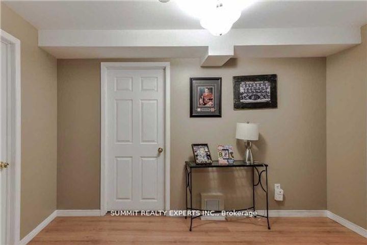 Photo 16 at 23 Bissell Drive N, Snelgrove, Brampton