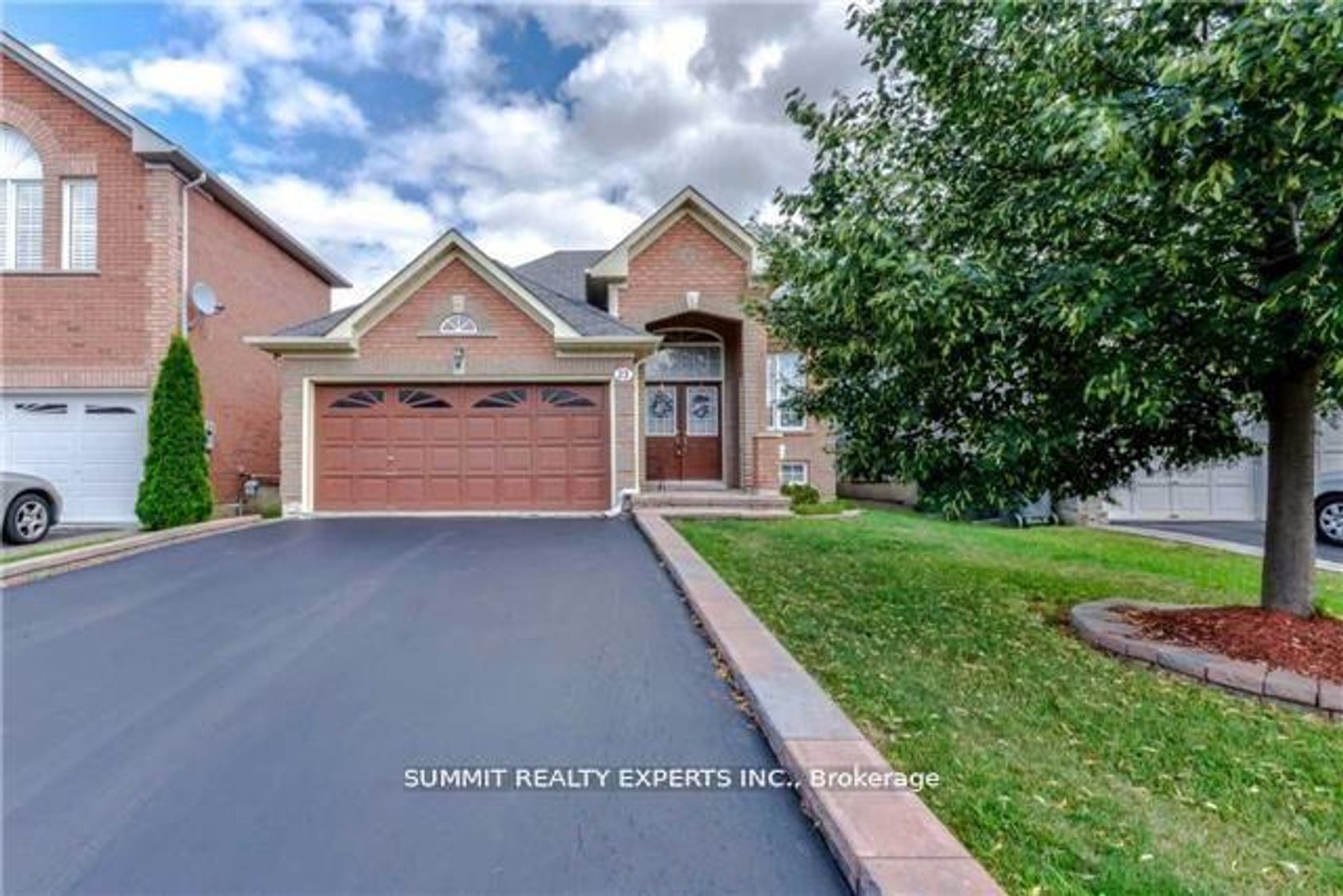 23 Bissell Drive N, Snelgrove, Brampton 2