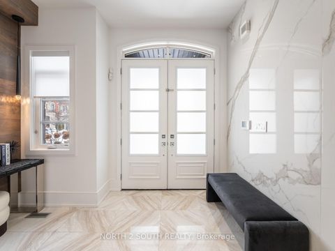 Photo 1 at 36 Kylemount Court, Patterson, Vaughan