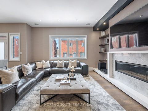 Photo 8 at 36 Kylemount Court, Patterson, Vaughan