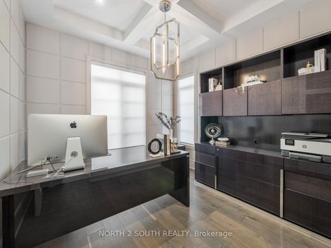 Photo 17 at 36 Kylemount Court, Patterson, Vaughan