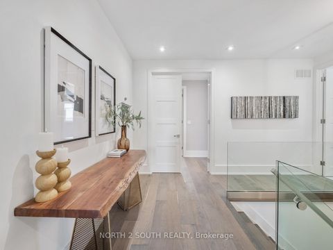 Photo 21 at 36 Kylemount Court, Patterson, Vaughan