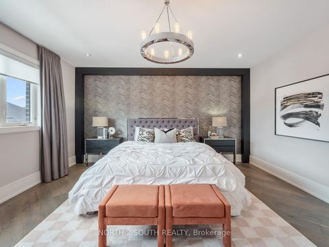 Photo 22 at 36 Kylemount Court, Patterson, Vaughan