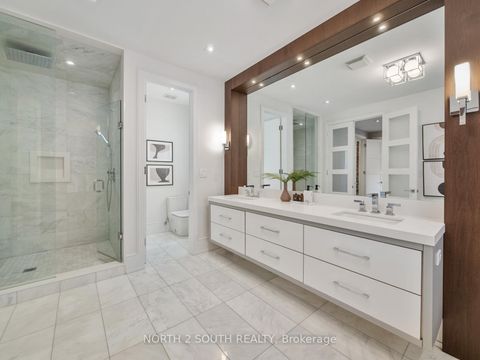 Photo 27 at 36 Kylemount Court, Patterson, Vaughan