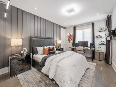 Photo 30 at 36 Kylemount Court, Patterson, Vaughan