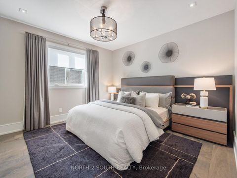 Photo 33 at 36 Kylemount Court, Patterson, Vaughan