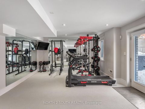 Photo 39 at 36 Kylemount Court, Patterson, Vaughan