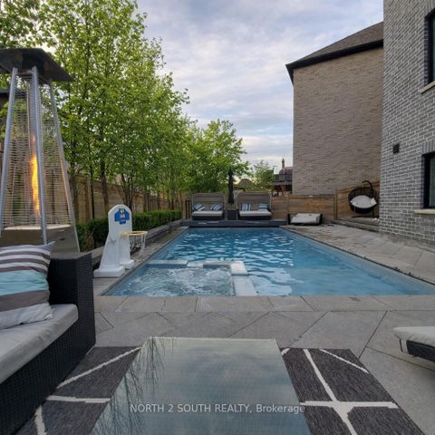 Photo 44 at 36 Kylemount Court, Patterson, Vaughan