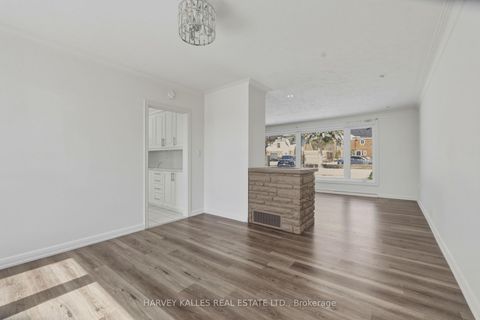 Photo 10 at 537 Blythwood Road, York Mills, Toronto