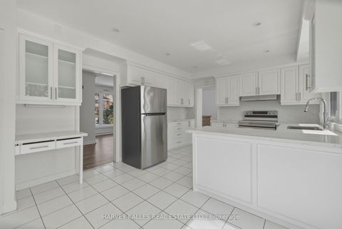 Photo 16 at 537 Blythwood Road, York Mills, Toronto