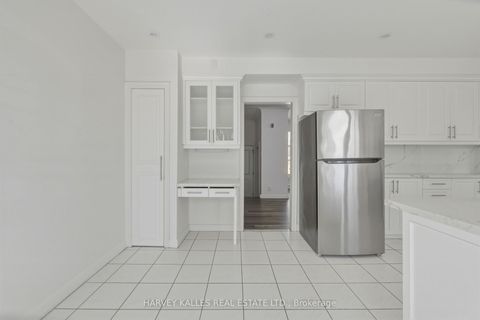 Photo 17 at 537 Blythwood Road, York Mills, Toronto