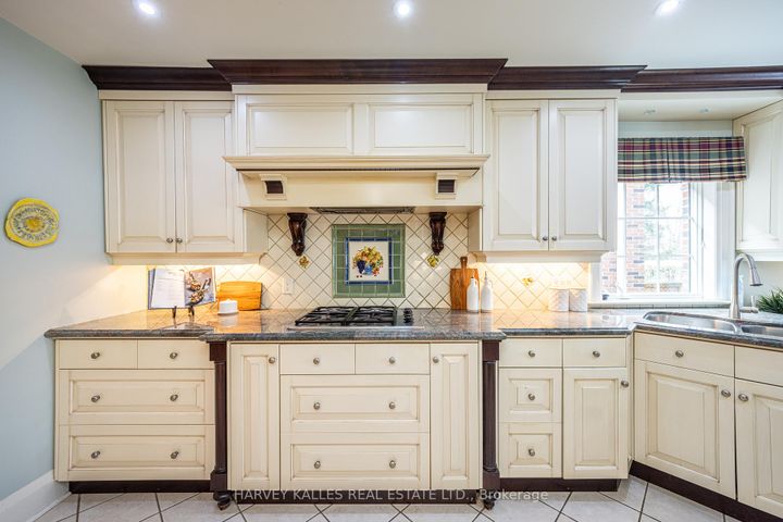 Photo 13 at 34 Tarlton Road, Forest Hill South, Toronto