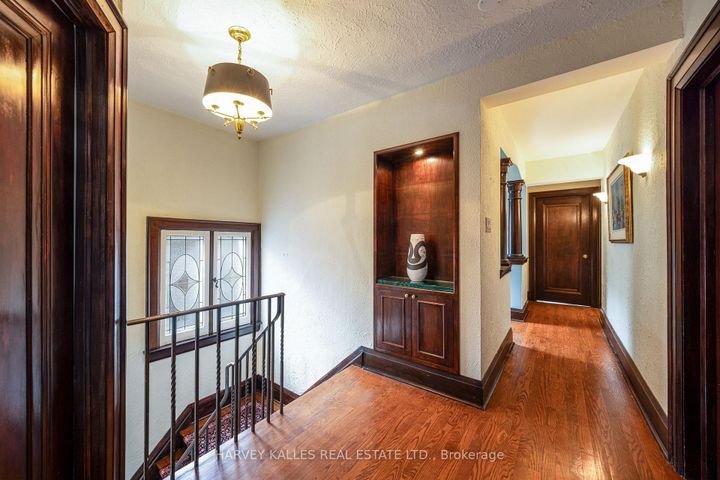 Photo 19 at 34 Tarlton Road, Forest Hill South, Toronto