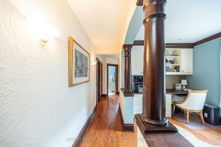 Photo 27 at 34 Tarlton Road, Forest Hill South, Toronto