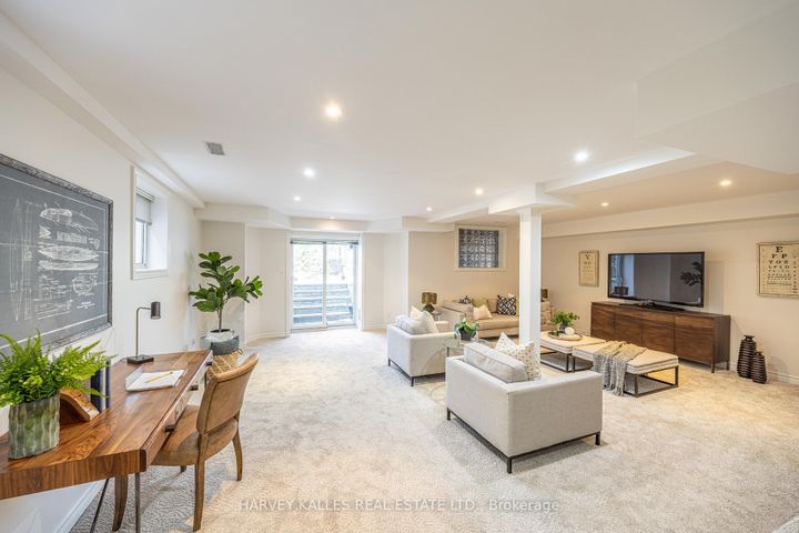 Photo 38 at 34 Tarlton Road, Forest Hill South, Toronto