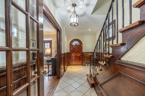 Photo 2 at 34 Tarlton Road, Forest Hill South, Toronto