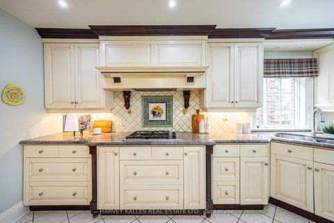 Photo 13 at 34 Tarlton Road, Forest Hill South, Toronto