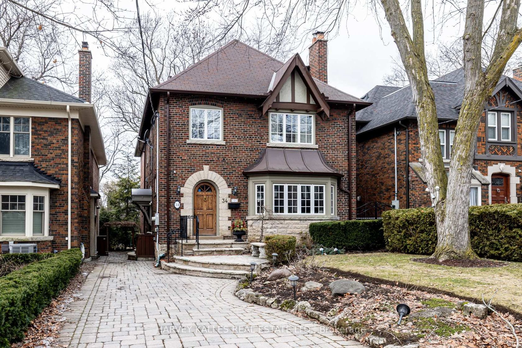 34 Tarlton Road, Forest Hill South, Toronto by Loree Meneguzzi Real Estate 34 Tarlton Road, Forest Hill South, Toronto