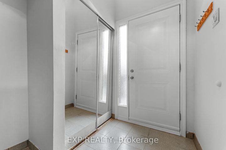 Photo 5 at 46 - 1512 Sixth Line, CP College Park, Oakville