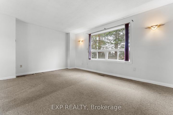 Photo 9 at 46 - 1512 Sixth Line, CP College Park, Oakville